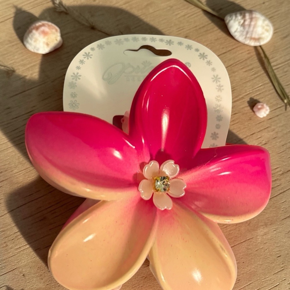 Large Floral Flower Gradient Hair Claw Clip‎ - Pink to Cream Hair Accessory - Picture 2 of 5
